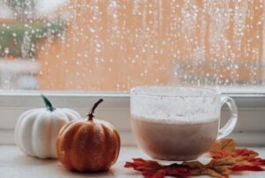 Herbstblues: Wenn die Tage kürzer werden, ist selfcare besonders wichtig